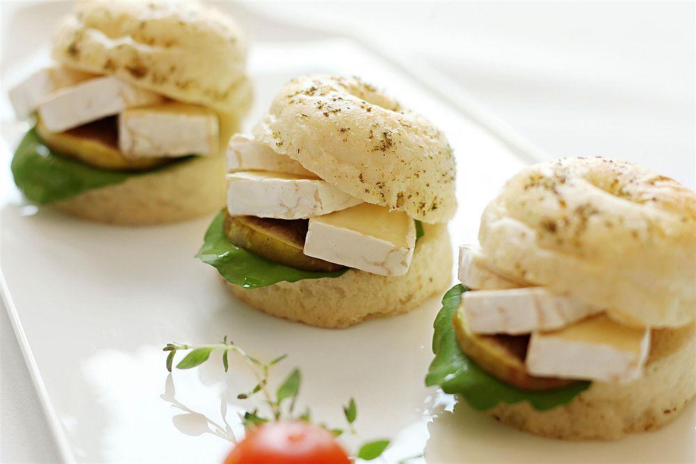 Le Meridien Jeddah Exterior photo Canapés