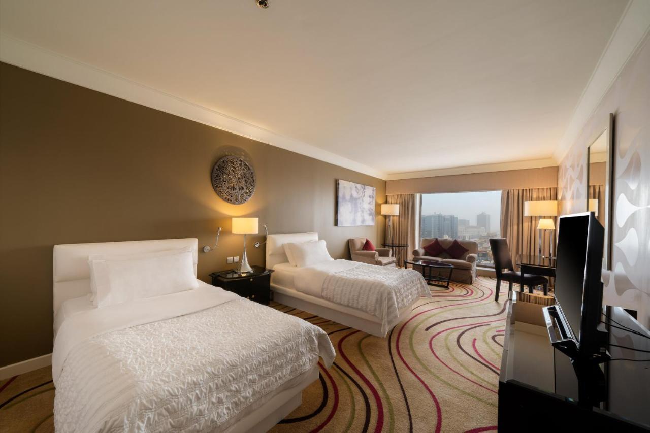 Le Meridien Jeddah Exterior photo Deluxe Room